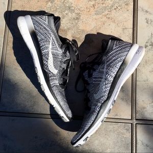 Nike Flyknit Training 5.0 Sneakers